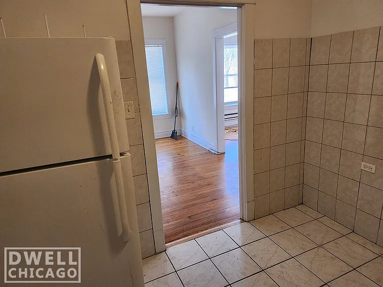 2915 W George St #2 — Photo 18