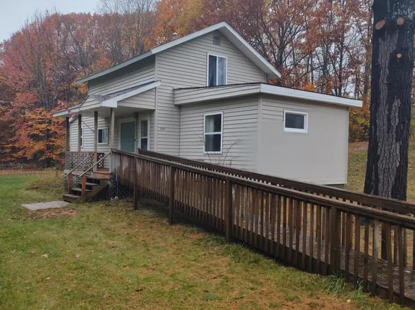 981 Indian Trail Rd, Cheboygan, MI 49721