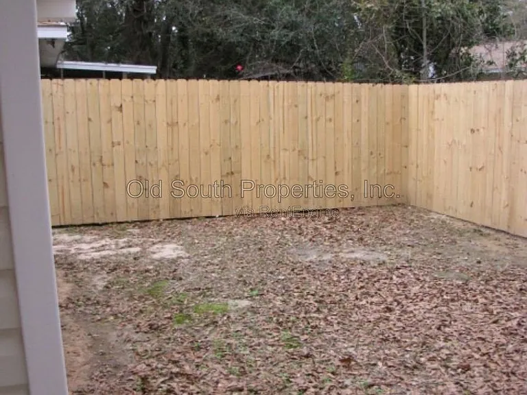 8428 Walnut Ave — Photo 10