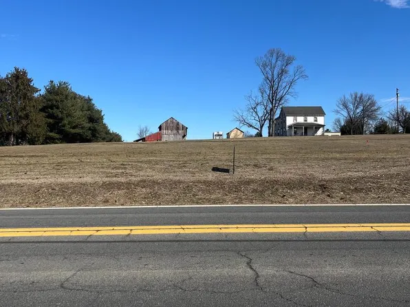 351 Bedington Rd, Martinsburg, WV 25404
