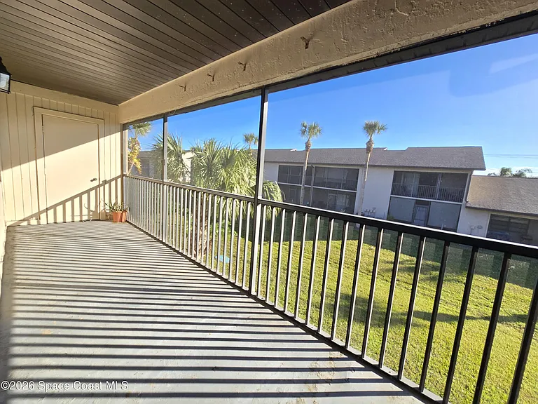 1037 Ellen Ct #1037 — Photo 12
