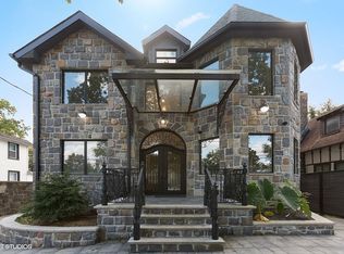 152 Beach Ave, Staten Island, NY 10306