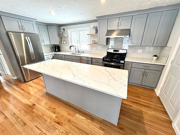 5th image of 141 Ridge Rd