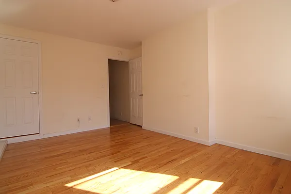 Rented by Compass | media 11