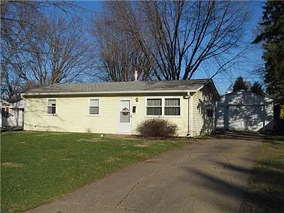 746 Circle Ct photo 1