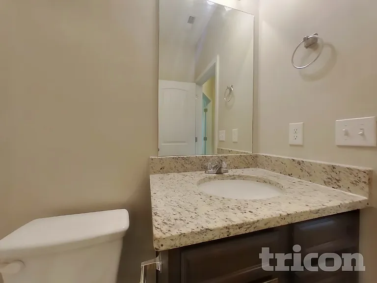402 Cranbrooke Dr — Photo 13