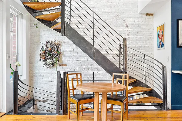 Sold by Compass | media 30