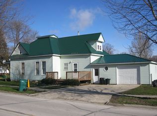 302 N Page St, Monona, IA 52159