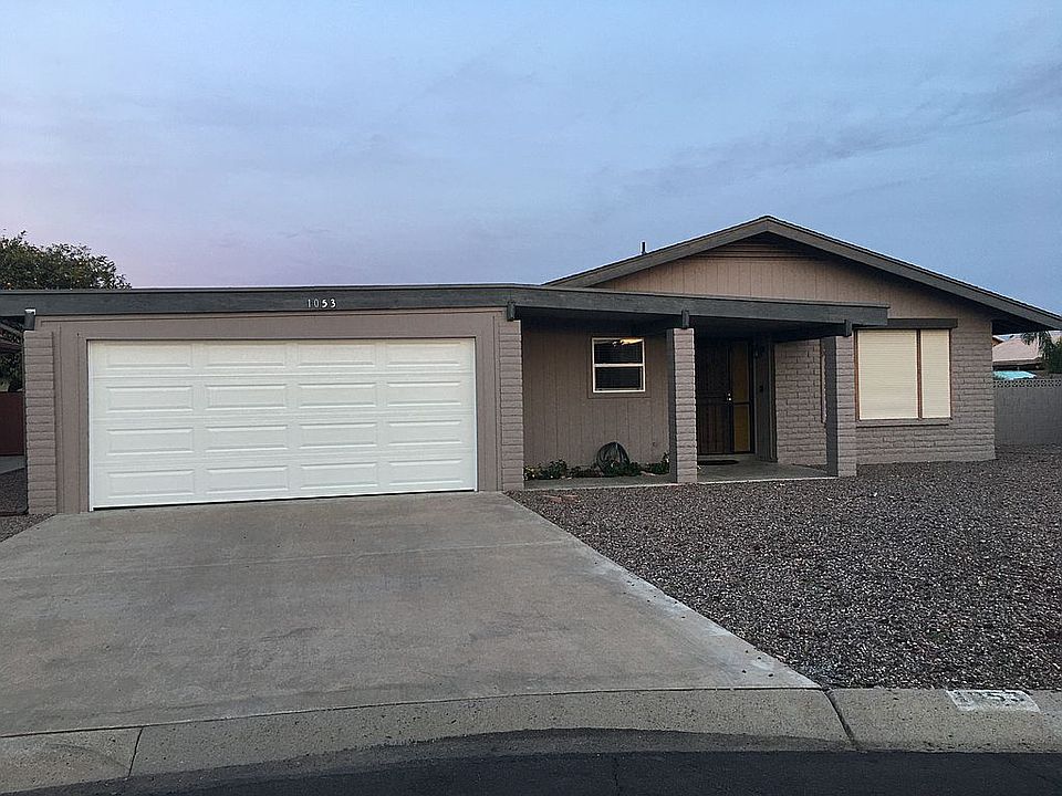 1st image of 1053 S 74th St