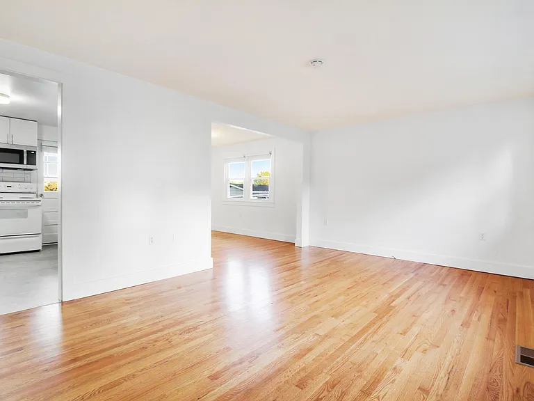 Living Room/Dining Room