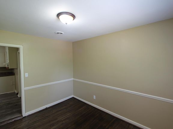 4th image of 1609 5th St NW