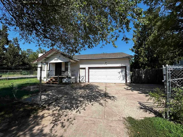 1556 N Poplar Ave, Wichita, KS 67214