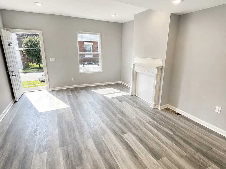 1753 S Taylor St — Photo 3