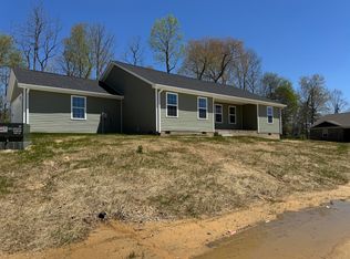 218 Little Acres Rd, Lily, KY 40740
