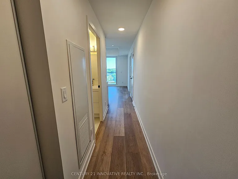 33 Erie Ave #702 — Photo 2