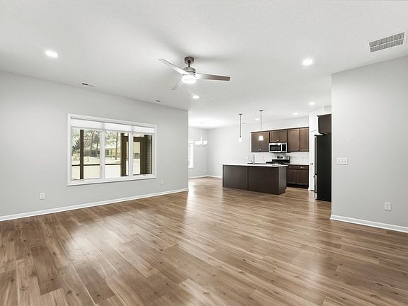 4th image of 832 Owls Point