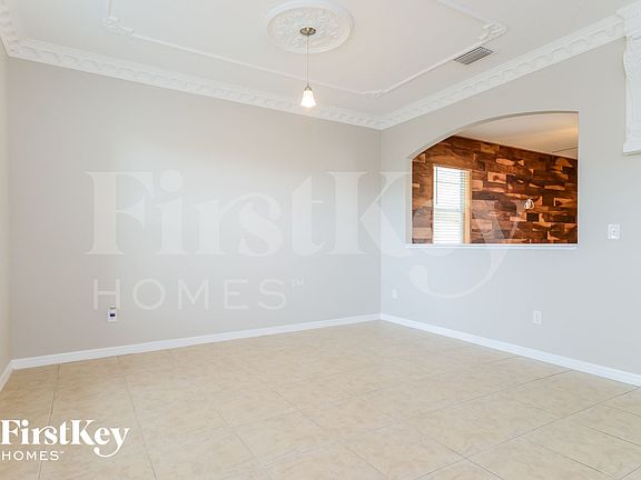 3rd image of 534 Vista Ridge Dr