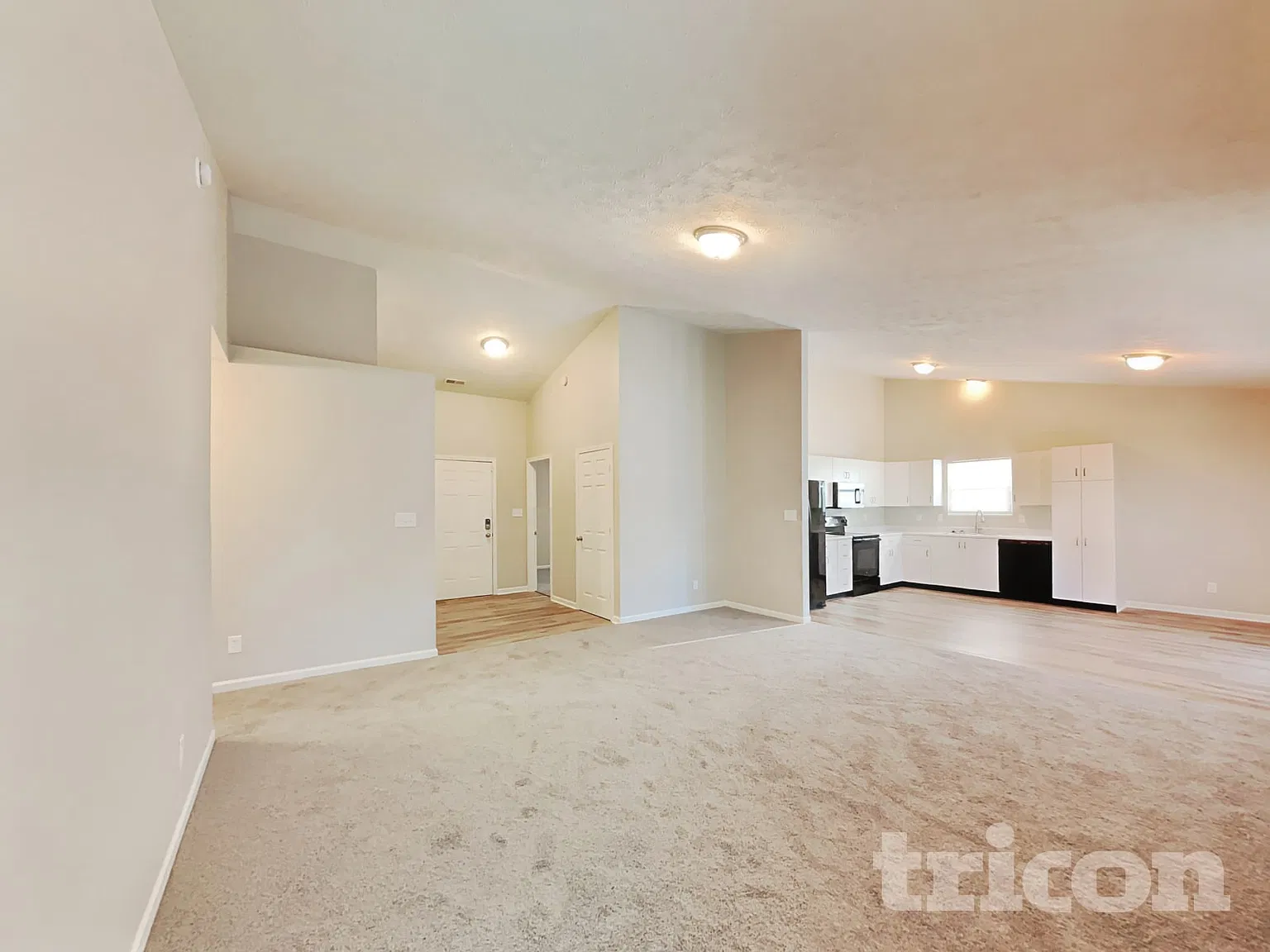 467 Westview Drive Bargersville IN — Photo 3