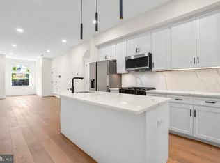808 12th St NE, Washington, DC 20002