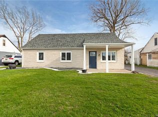43 Christa St, Buffalo, NY 14225