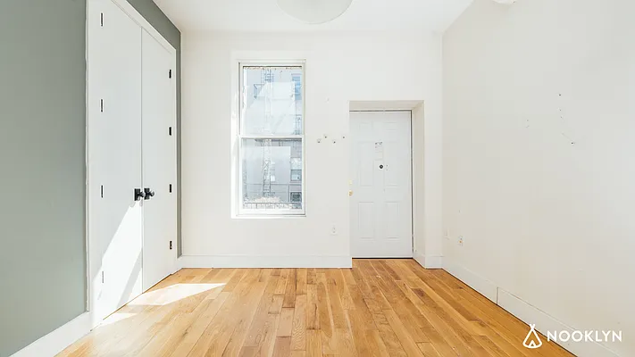 Rented by Nooklyn NYC LLC | media 13