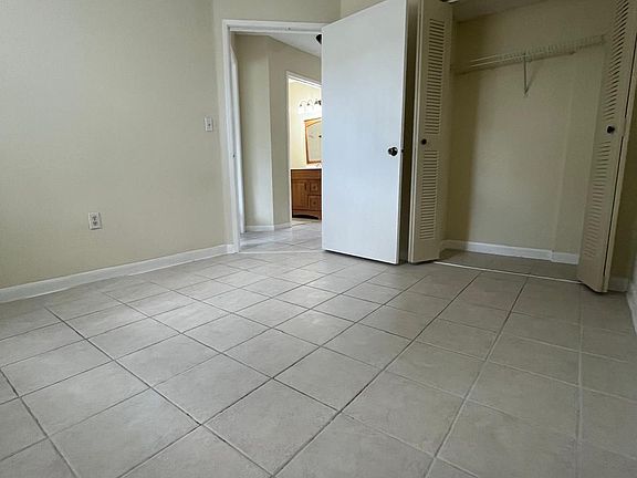 5th image of 1167 NW 125th Ct #205