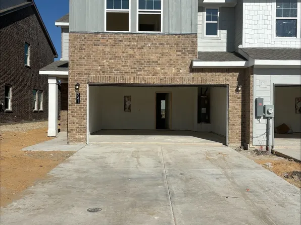 928 Berthe Ct, Cedar Hill, TX 75104