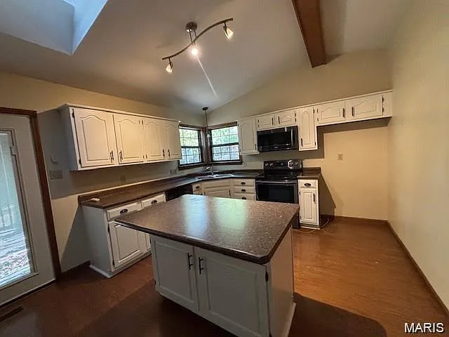 1599 Paradise Valley Dr — Photo 10