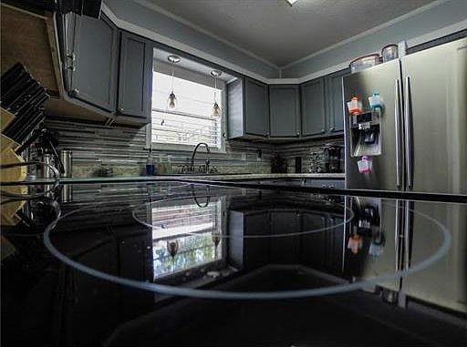 5th image of 207 E Angela Cir