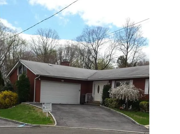 44 Rushby Way, Yonkers, NY 10701
