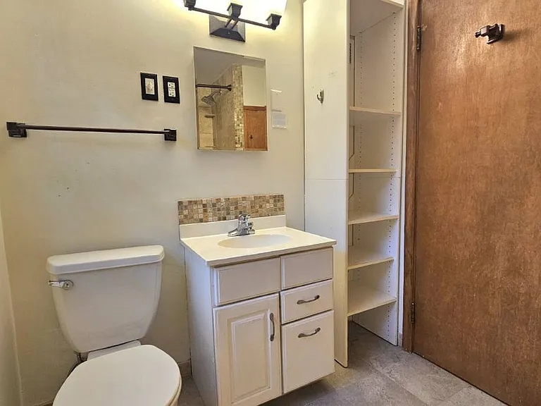 3613 54th St W — Photo 10