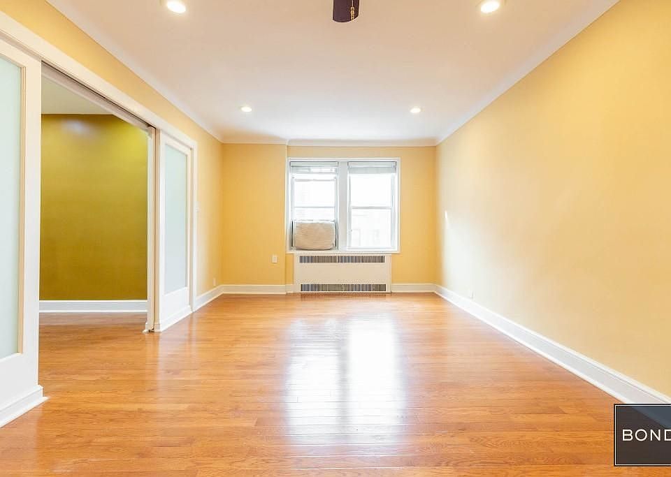 1st image of 7615 35th Ave APT 6C