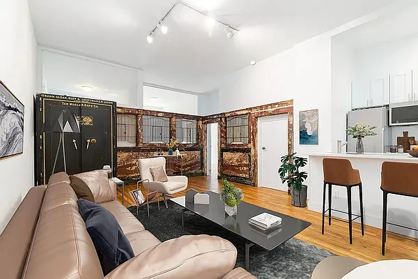 Rented by REAL New York | media 8