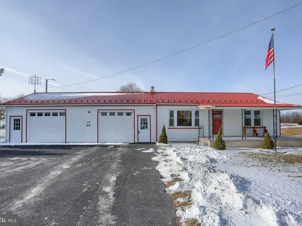 170 Oak Hill Rd, Carlisle, PA 17015