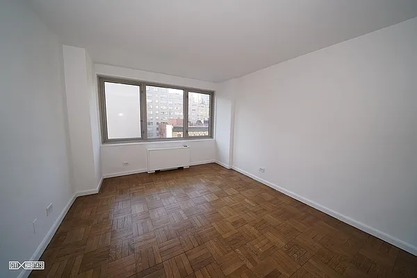 Rented by Citi Habitats | media 13