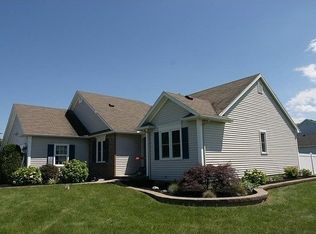 1317 Akers Mill Rise, Webster, NY 14580