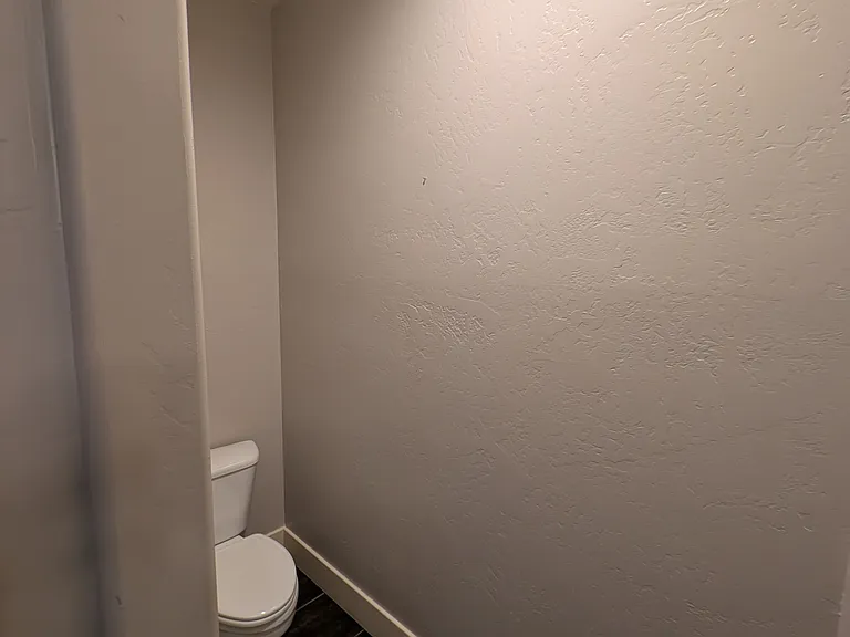 530 Evans Ct — Photo 8