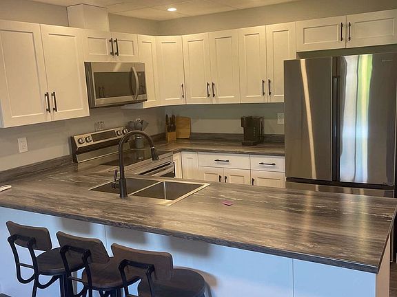 5th image of 5021 49th Ave NE #7RESIDENTI
