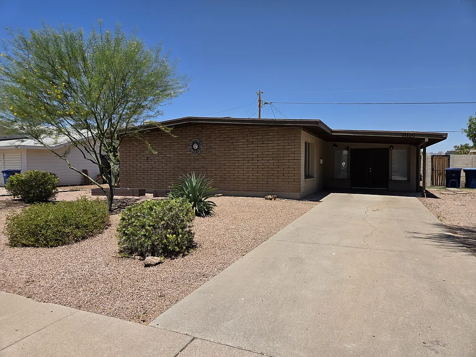 1110 E Broadmor Dr