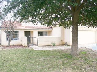 3574 N State Ave, Fresno, CA 93722
