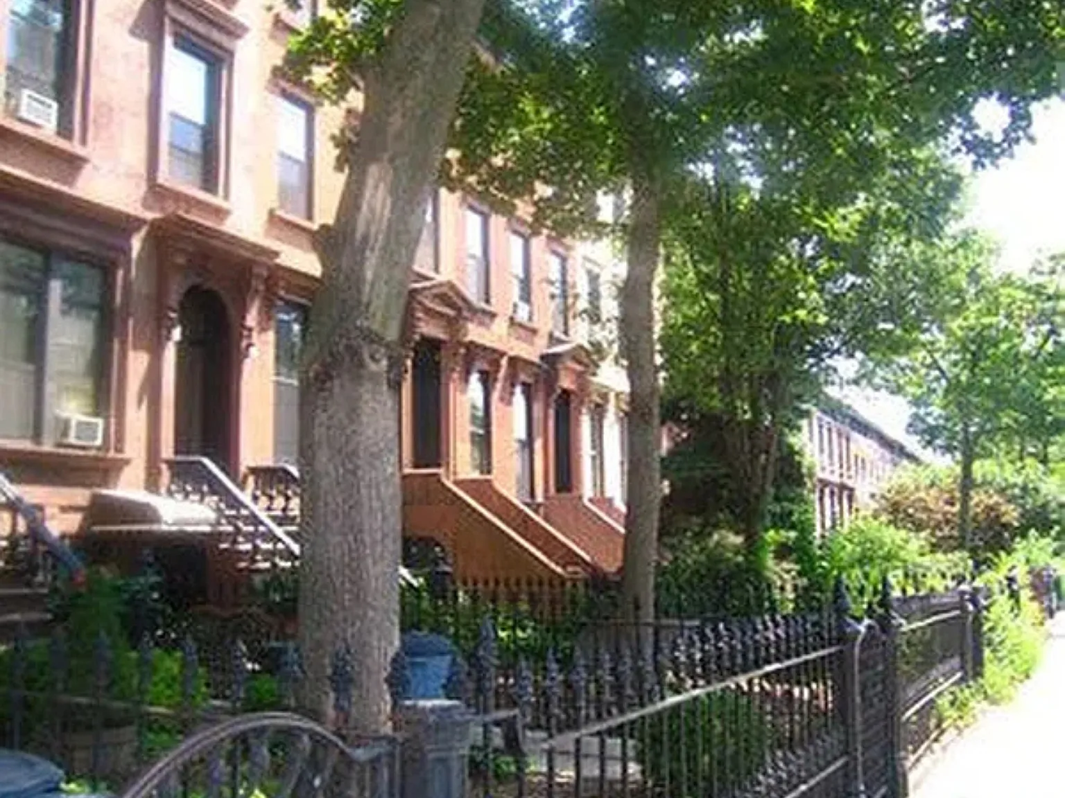 341 President Street — Photo 4