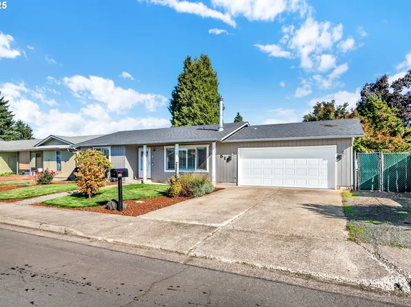 515 70th St, Springfield, OR 97478