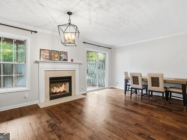 1402 N Crossing Dr NE, Atlanta, GA 30329
