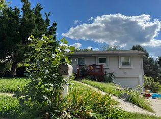 2807 Angie Dr, Bellevue, NE 68005