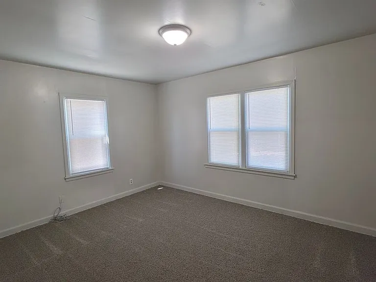 913 S Rusk St — Photo 17
