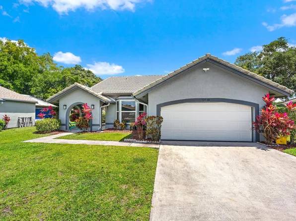 9178 Beverly Ct, Boynton Beach, FL 33472