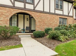 6726 Hills And Dales Rd NW, Canton, OH 44708