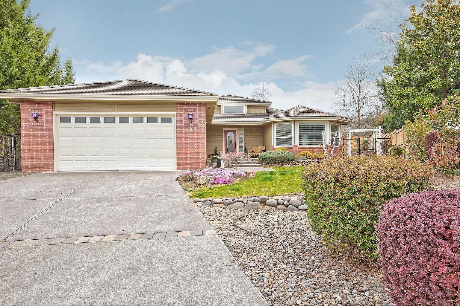 164 Carly Cir photo 1