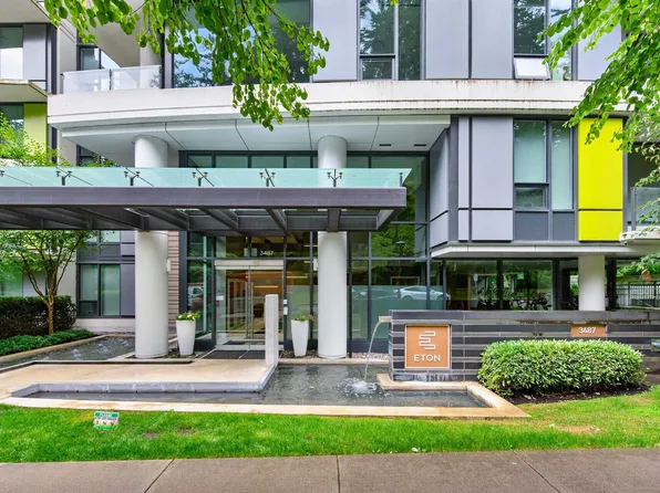 3487 Binning Ln #1302, West Vancouver, BC V7S 3H5
