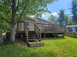 4016 Bayview Dr, Beaverton, MI